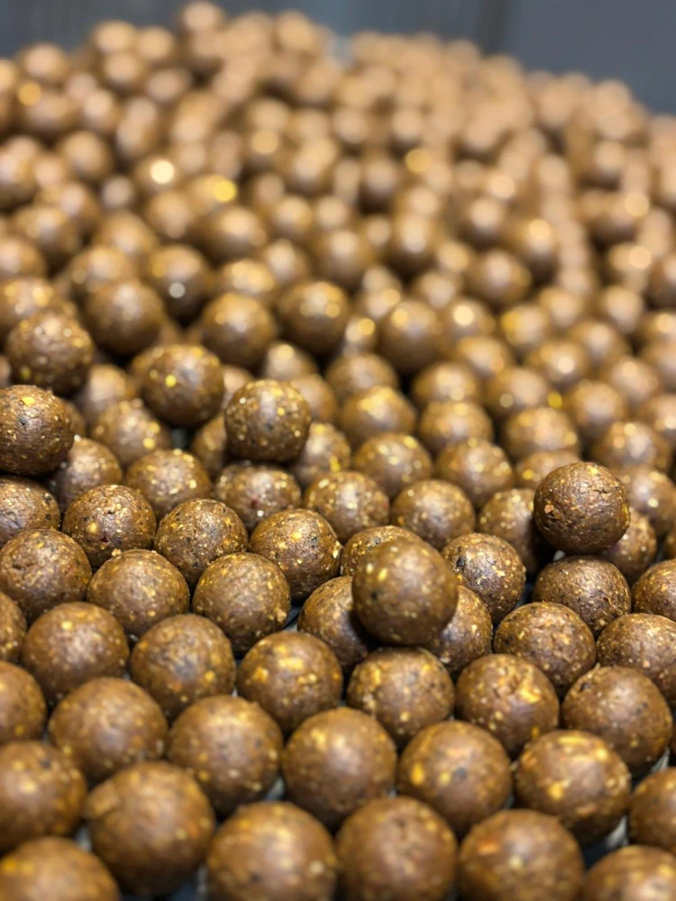 BLACKOUT BAITS Boilies Scopex Játra 1kg 20mm